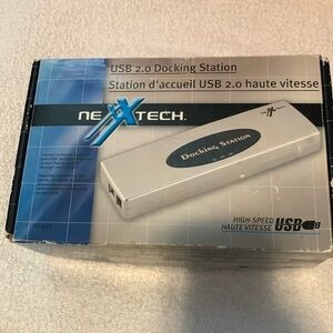 Nexxtech high-speed USB 2.0 Docking Station